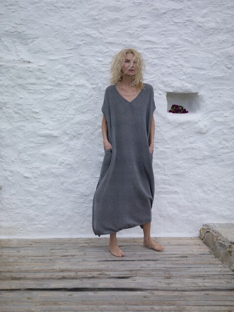 Loom.ist Sile Classic Caftan - Charcoal