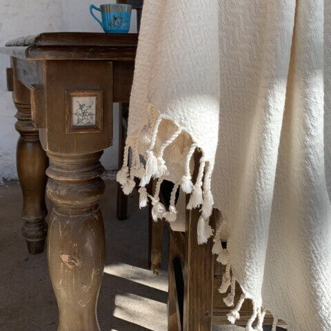 Loom.ist Double Sided Throw - Cream