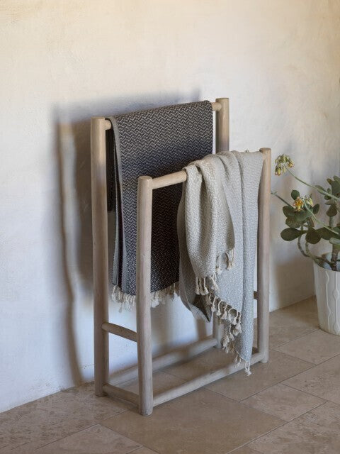 Loom.ist Double Sided Throw - Light Grey