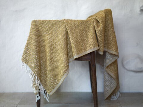 Loom.ist Double Sided Throw - Mustard