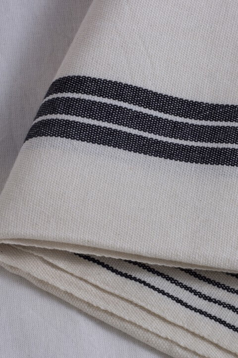 Loom.ist Natural Turkish Towel - Natural/Slim Black Stripe on Edge