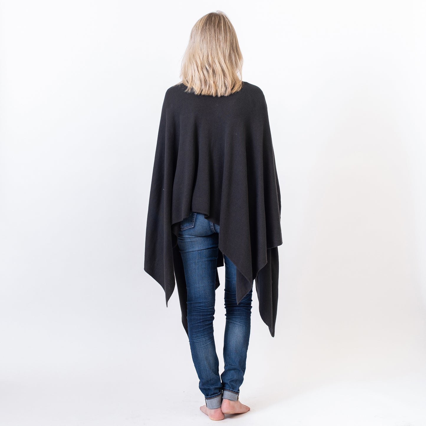 Zestt - Organic Cotton Jane Travel Wrap - Black