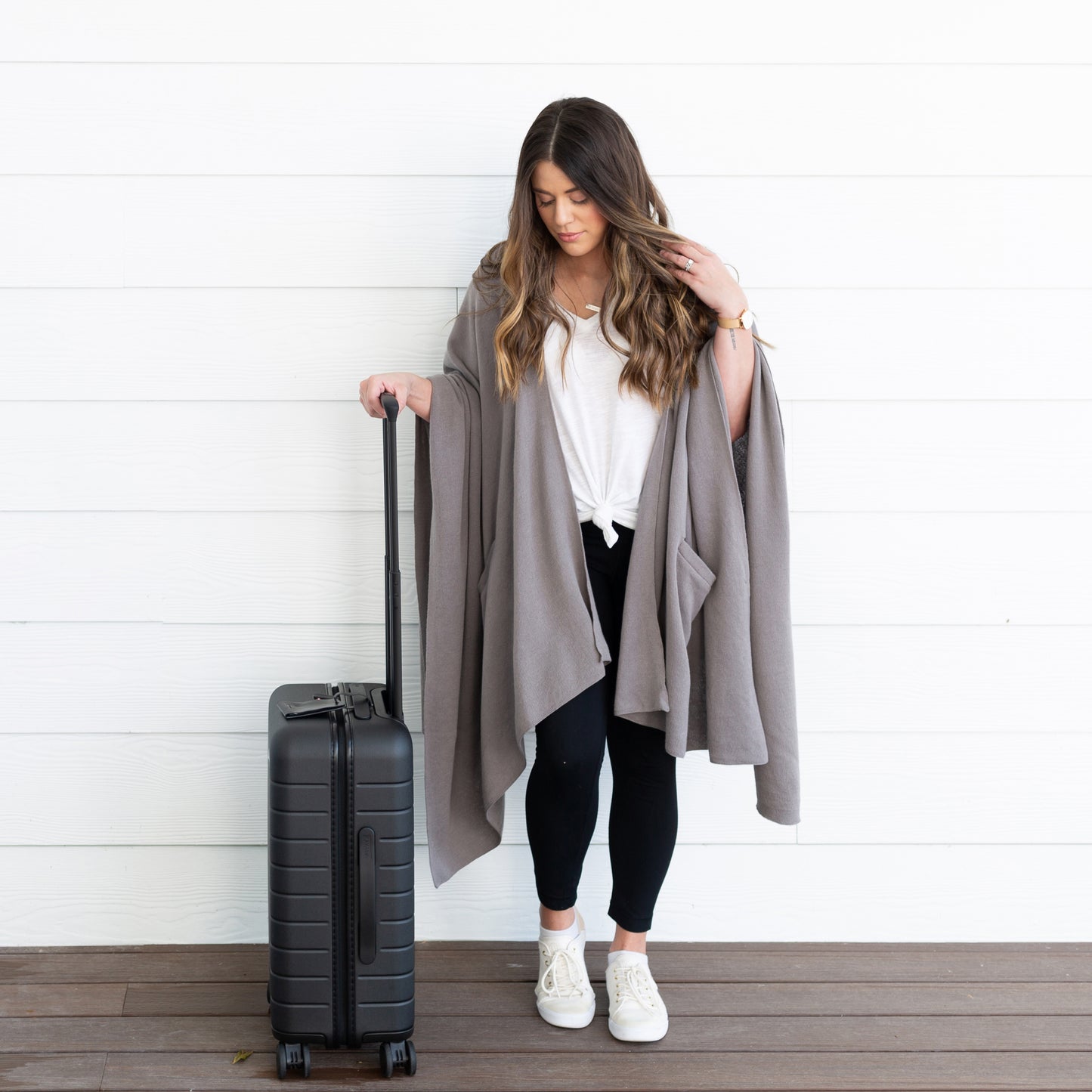 Zestt - Organic Cotton Jane Travel Wrap - Smoke